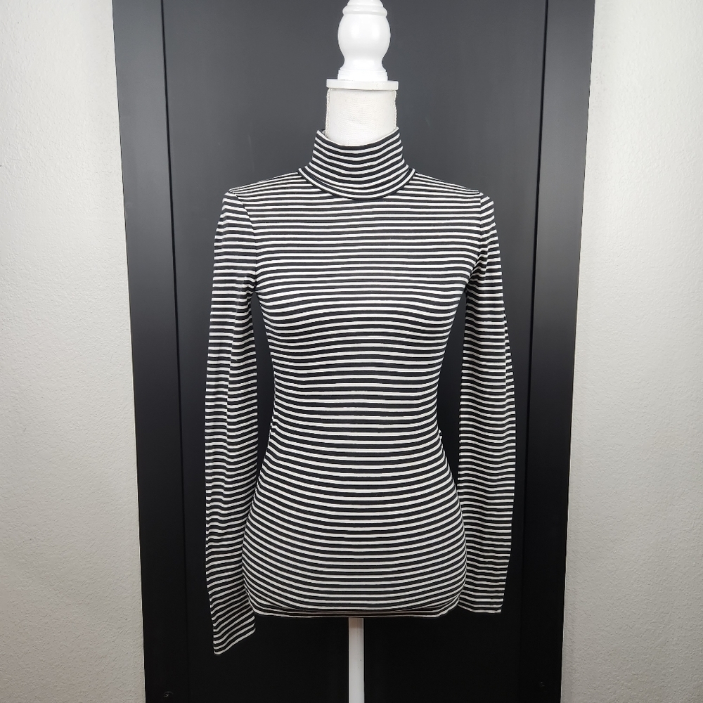 Nwt J.CREW Black & White Striped Turtleneck Pullover Lightweight Shirt Size XXS